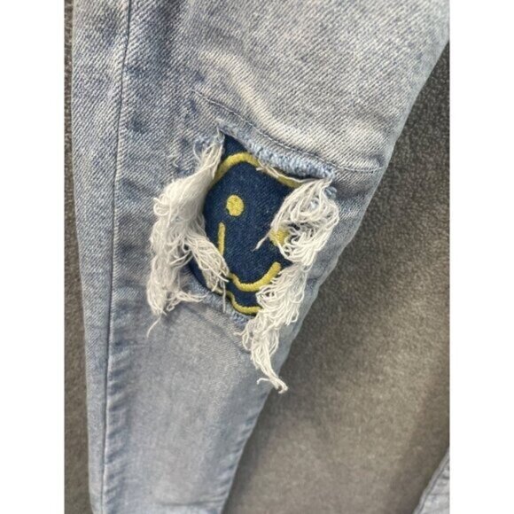 Cat & Jack Girls Blue Skinny Jeans With Embroidered Patches & Distressed Detail - Picture 6 of 13